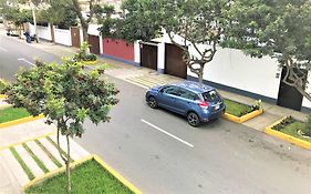 Hostal Carlos Tenaud